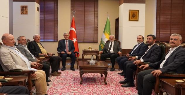 HÜDA PAR Genel Başkanı Yapıcıoğlu, PSK Genel Başkanı Bayram Bozyel’i kabul etti