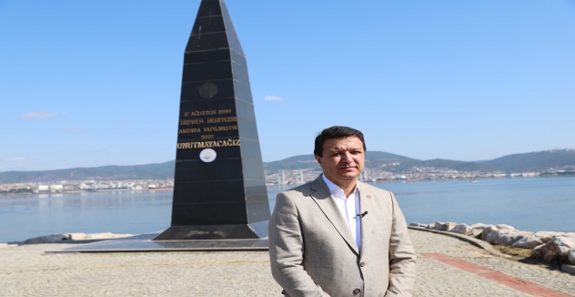 SAADET PARTİSİ LİDERİ ARIKAN’DAN GÖLCÜK’TE DEPREM MESAJI: “SESİMİZİ DUYAN VAR MI?” 