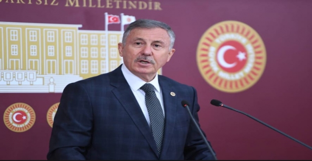 SELÇUK ÖZDAĞ’DAN MECLİS’TE AKADEMİSYEN MAAŞLARINA DAİR ÇARPICI KONUŞMA: “BU ÜLKEDE BİLİM İNSANI YOKSULLUK SINIRININ ALTINDA YAŞIYOR”
