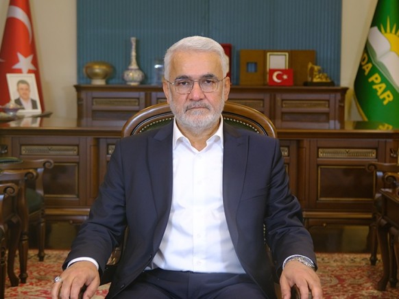 HÜDA PAR Genel Başkanı Yapıcıoğlu İzmir’deki saldırıyı telin etti