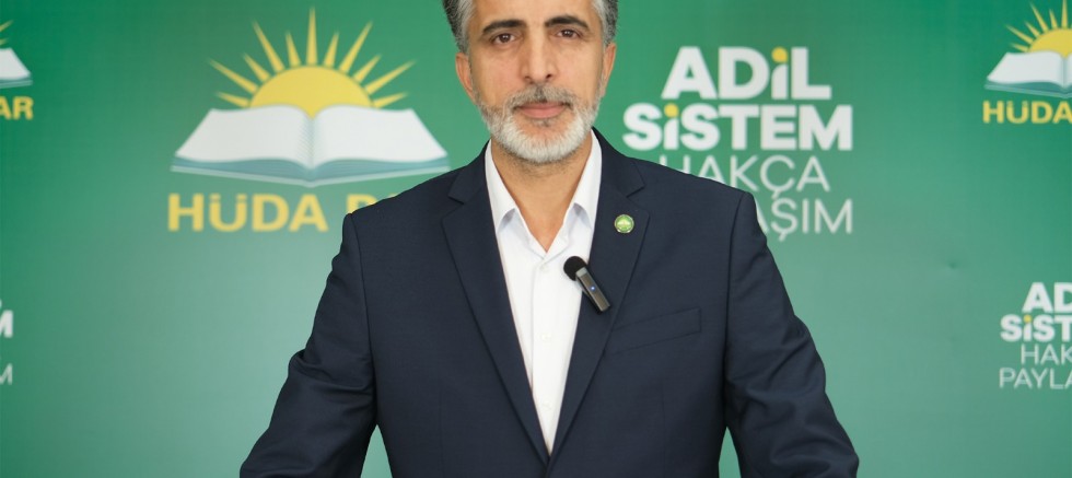 HÜDA PAR Sözcüsü Emiroğlu: Türkçe dışındaki anadillerin kullanımı önündeki engeller kaldırılmalıdır