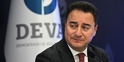 Ali Babacan: “Gazetecileri korkutarak, kanalları kapatarak iktidarda kalacağınızı sanıyorsanız yanılıyorsunuz”