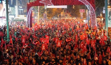 Bağdat Caddesi'nde Cumhuriyet coşkusu: ‘Cumhuriyet düşmanlarına, gerici politikalarına teslim olmayacağız’ - Son Dakika Türkiye Haberleri | Cumhuriyet