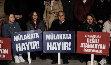 CHP'den Milli Eğitim Bakanlığı önünde oturma eylemi - Son Dakika Türkiye Haberleri | Cumhuriyet