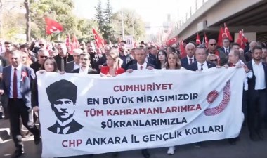 CHP’den Anıtkabir'e Cumhuriyet Yürüyüşü - Son Dakika Siyaset Haberleri | Cumhuriyet