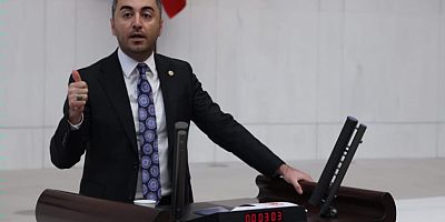 Deprem travmasının yol açabileceği psikolojik sorunlara dikkat çeken DEVA Partili Avşar; “Deprem sadece binaları yıkmıyor, ruh sağlımız da sarsıyor.”