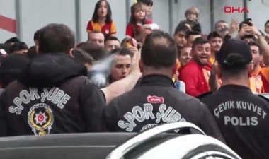 Derbi öncesi Florya'da olay: Fenerbahçeli taraftara şişe atıldı! - Son Dakika Spor Haberleri | Cumhuriyet