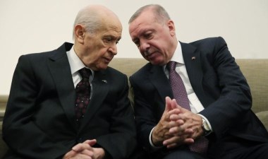 Erdoğan-Bahçeli görüşmesi öncesi MHP'den dikkat çeken 'vakit tamamdır' paylaşımı - Son Dakika Siyaset Haberleri | Cumhuriyet