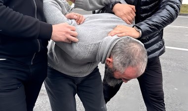 'Erdoğan’a hakaret'ten İstanbul'da yakalama kararı çıktı, Suriye’de yakalandı