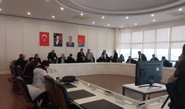 Esenyurt Belediyesi'nde CHP'li meclis üyeleri 16 gün sonra belediye binasında - Son Dakika Siyaset Haberleri | Cumhuriyet