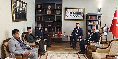 FİLİSTİN BÜYÜKELÇİSİ FAED MUSTAFA’DAN SAADET PARTİSİ’NE ZİYARET “BİRLİKTE MESCİD-İ AKSA’DA NAMAZ KILACAĞIZ” İNSANLIK FİLOSU GAZZE ABLUKASINI KIRACAK! 