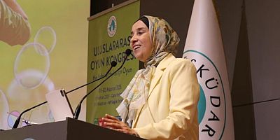 İstanbul Milletvekili Elif Esen, Uluslararası Oyun Kongresi’nde konuştu: “Çocuk Hareketi, çocuklardan öğrenmeye ve birlikte üretmeye davettir”