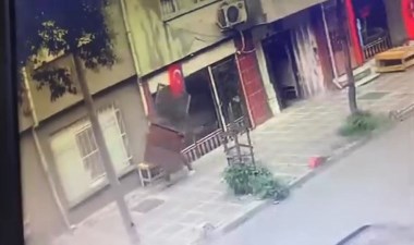 İstanbul'da pes dedirten hırsızlık: Binanın demir kapısını çaldılar! - Son Dakika Türkiye Haberleri | Cumhuriyet