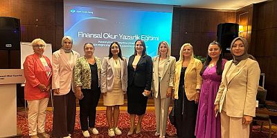 Kocaeli İzmit’te düzenlenen finansal okuryazarlık eğitiminde, her meslek grubundan kadına parasını değer kaybettirmeden değerlendirme yolları anlatıldı.