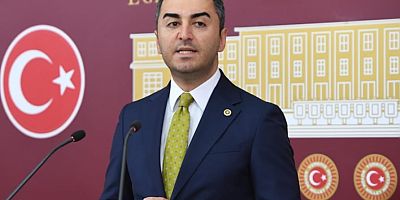 Konuya dair kanun teklifi veren Tekirdağ Milletvekili Cem Avşar; “Bir öğretmen, karın tokluğuna çalıştırılamaz”