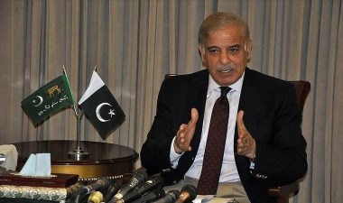 Pakistan tarihi başarı ilan etti: 'Tüm ulus için bir zafer'