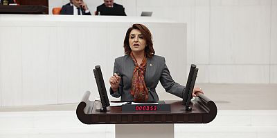 SENDİKAL HAKLAR RAPORUNDA DİBE VURDUK,  BAKAN HÂLÂ ‘MEVZUAT VAR’ DİYOR!