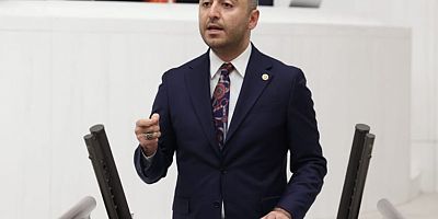 Tekirdağ’ın depreme hazırlık durumuna dikkat çeken CHP Tekirdağ Milletvekili Cem Avşar; “Deprem, her sarsıntıdan sonra bir gün konuşulup unutulacak bir mesele değildir.”