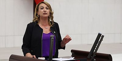 YILDIRIM KARA: BİRİLERİ KENDİ BAŞARISIZLIKLARINI DEPREM BÖLGESİNE FATURA ETMEYE ÇALIŞIYOR