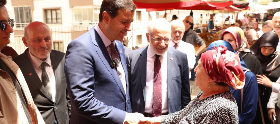 TRABZONLU SABİYE TEYZENİN İSYANI: “BİZİ EMEKLİ, DİLENCİ ETTİ!”
